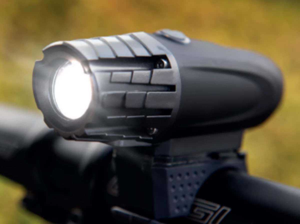 linterna-led-recargable-para-bicileta